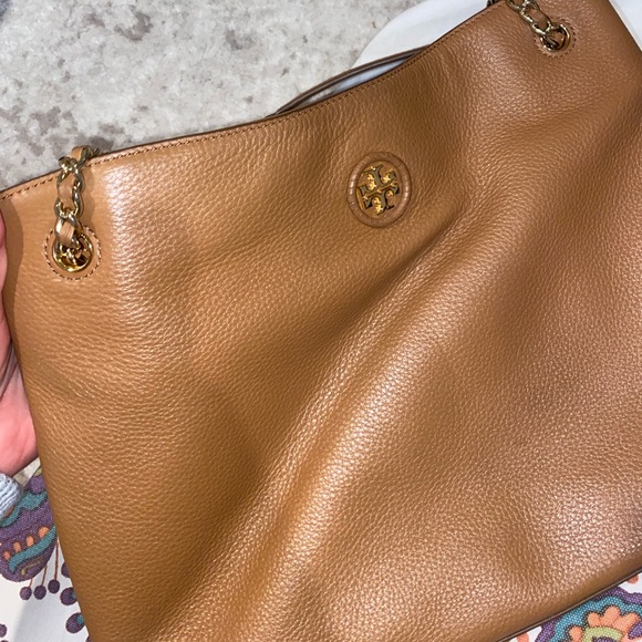 Tory Burch purse. - Picture 2 of 3